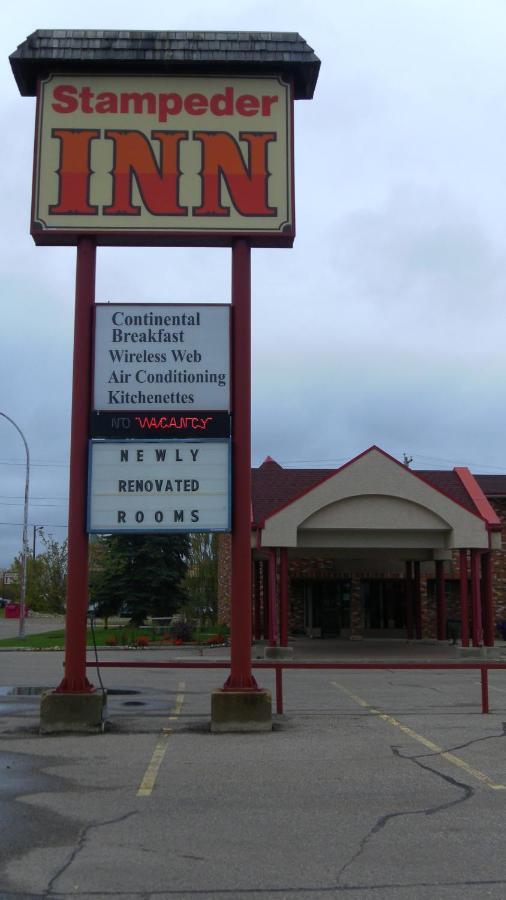 Stampeder Inn Ponoka Kültér fotó